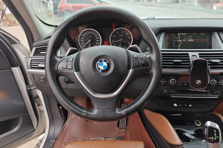 Used BMW X6 2014 xDrive35i Sport model
