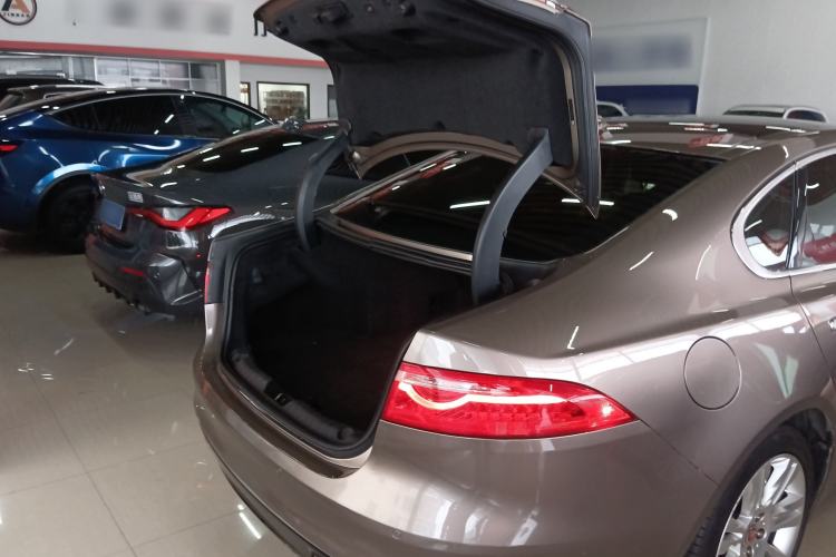 Used Jaguar XFL 2019 XFL 2.0T 250 PS Four-Wheel Drive Luxury Edition
