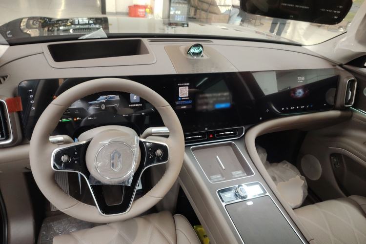 Used Hima AITO M9 2025 Extended-Range Ultra Version 52 kWh 6-Seater