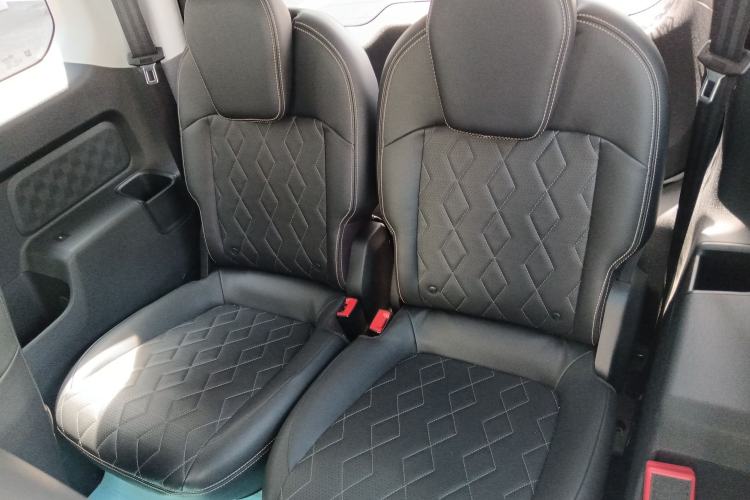 Used Baojun KiWi EV 2023 DJI Edition Lithium Iron Phosphate Left Rear Seat