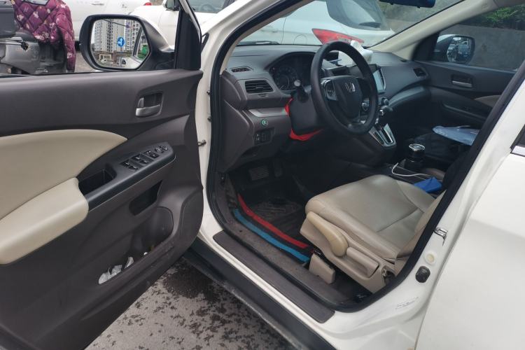 Used Honda CR-V 2012 2.0L two-wheel drive urban version
