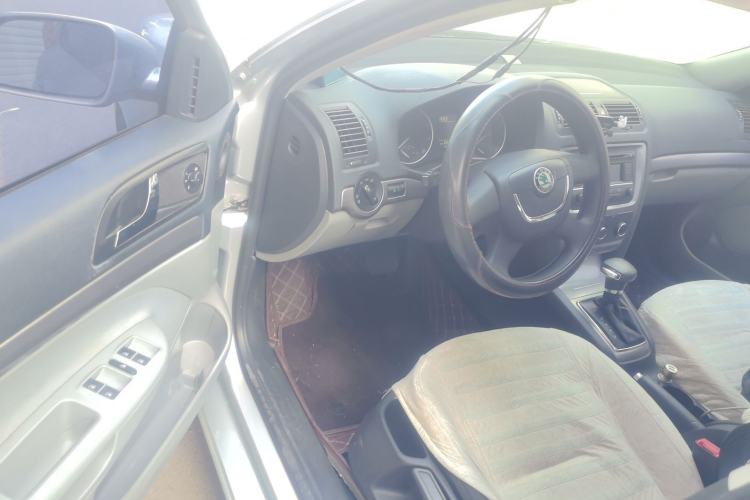Used Skoda Octavia 2012 1.6L Automatic Yijie Edition