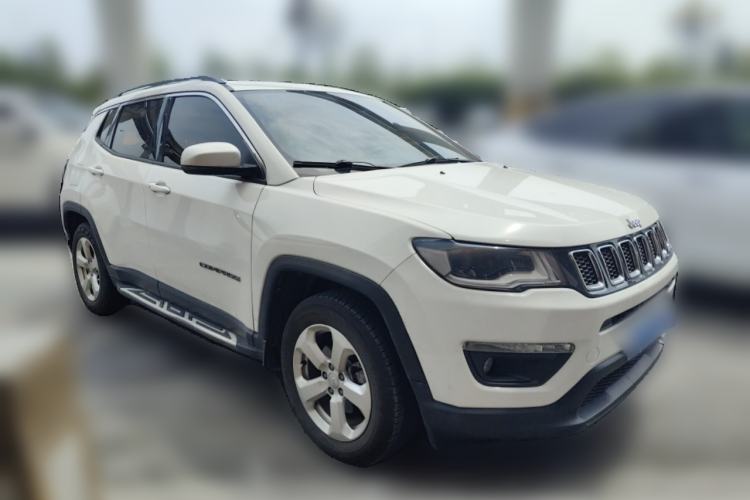 Used Jeep Compass 2017 200T Automatic Family Edition Front Right 45 Deg