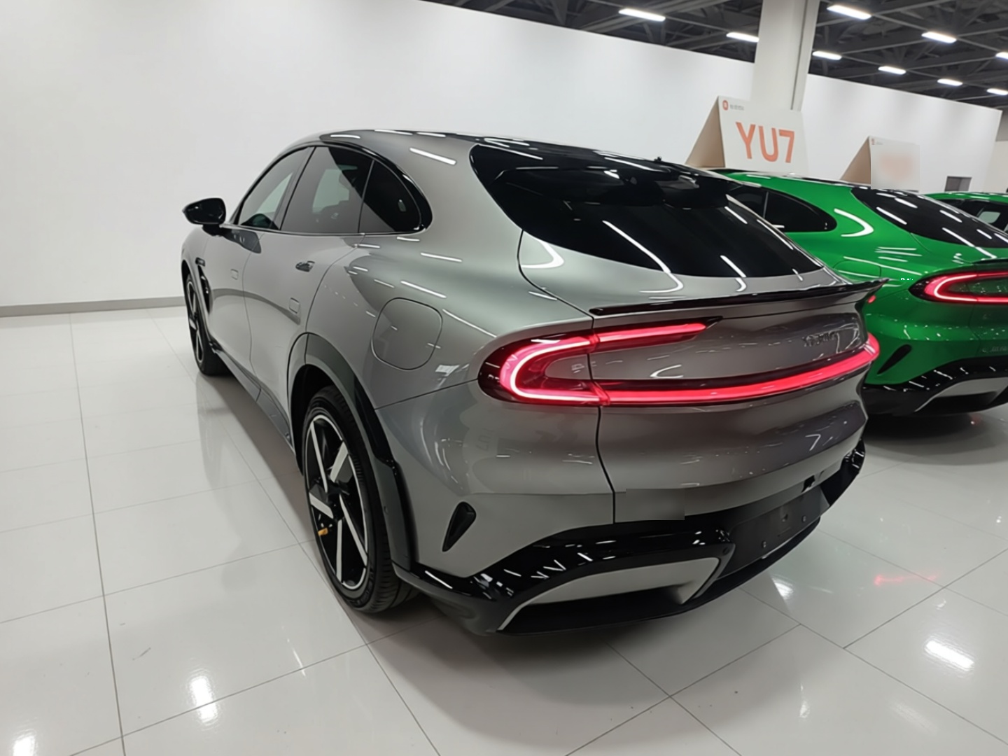 Xiaomi Auto YU7 2025 Ultra-Long Range All-Wheel Drive Pro Version — снимка 4