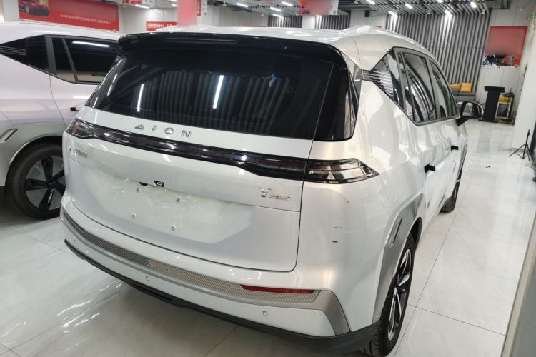 Used AION Y 2023 Younger Star Edition
