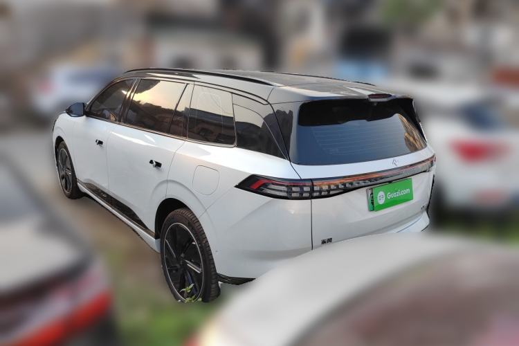 Used Dongfeng eπ eπ008 2025 210Max Range-Extended Version 5 Seats
