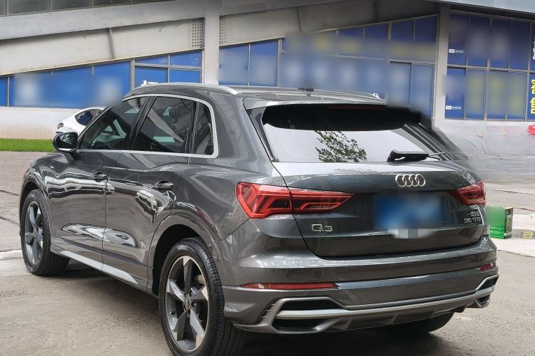 Used Audi Q3 2021 35 TFSI Fashion Dynamic Model Exterior 4