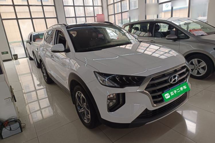 Used Hyundai Tucson 2019 280TGDi Dual-Clutch Two-Wheel Drive Fashion Edition China VI Standard
