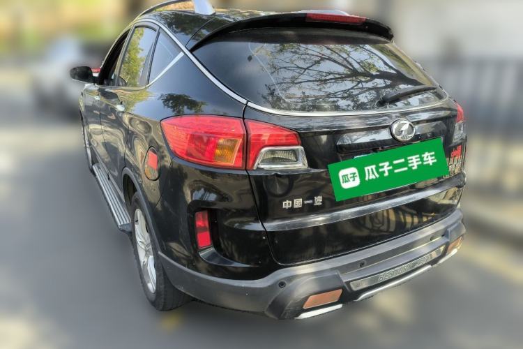 Used Bestune X80 2015 2.0L automatic comfort version