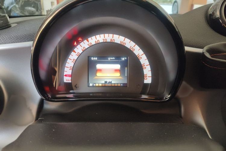 Used smart forfour 2016 1.0L 52 kW Passion Edition
