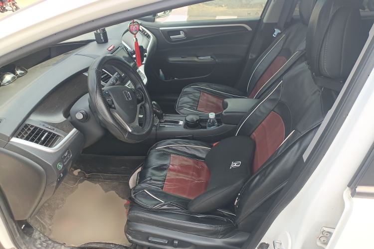 Used Honda Jade 2014 1.8L CVT Luxury Edition 5 seats
