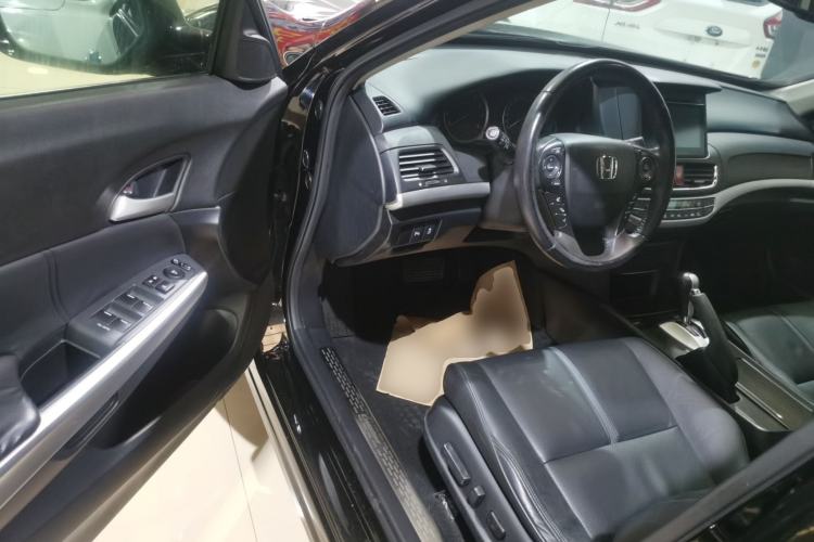 Used Honda Crosstour 2016 2.4L Luxury Edition