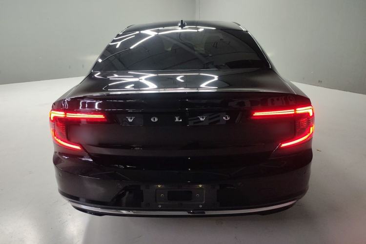 Used Volvo S90 New Energy 2025 Plug-in Hybrid Four-Wheel Drive Long-Range Luxury Smart Edition