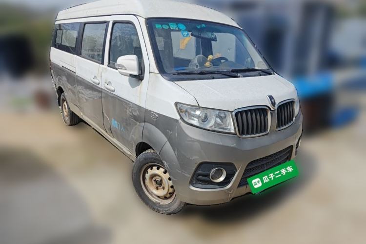 Used Jinbei New Hiace X30L 2016 1.3L Wealth Edition DLCG12 Front Right 45 Deg