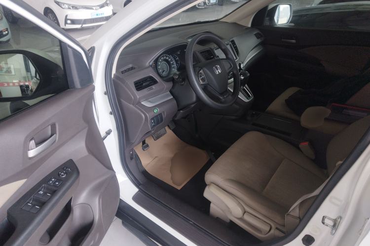 Used Honda CR-V 2015 2.0L 2WD Classic Edition Driver Seat