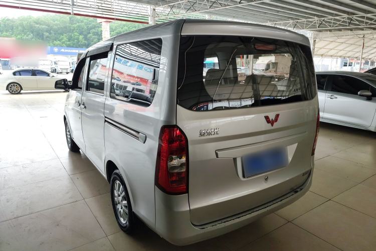 Used Wuling Rongguang V 2019 1.5L Standard Version China VI LAR
