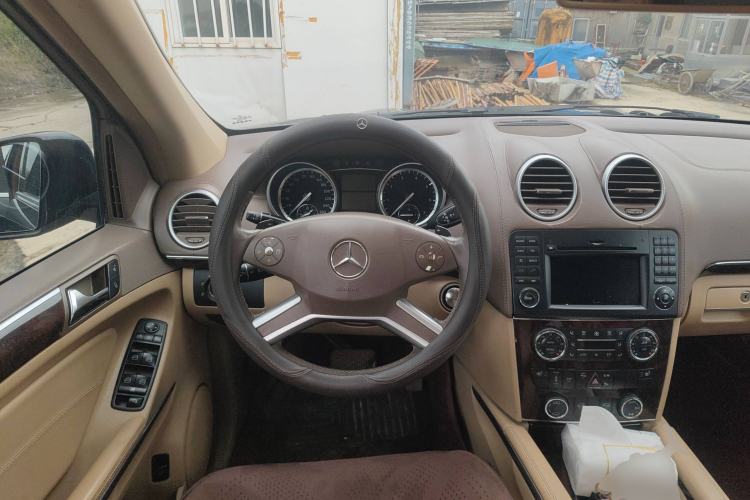 Used Mercedes-Benz GL-Class 2011 GL 450 Prestige Grand Edition Steering Wheel