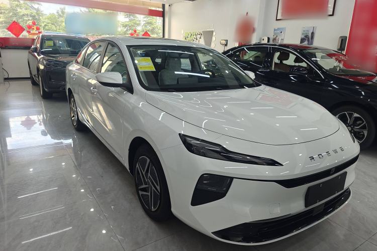 Used Roewe D6 2025 450 km Premium Edition