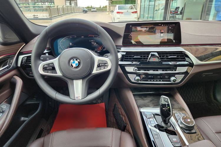 Used BMW 5 Series 2020 525Li M Sport Package