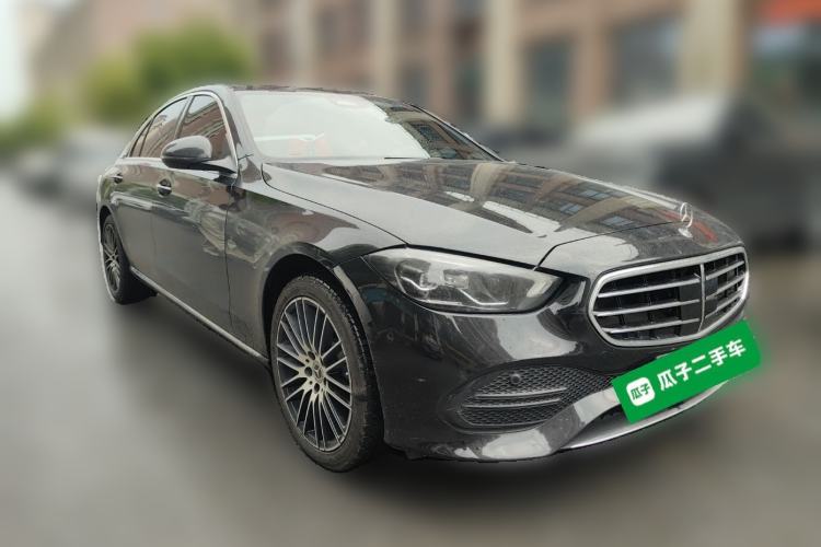 Used Mercedes-Benz C-Class 2022 Facelift C 260 L Front Right 45 Deg