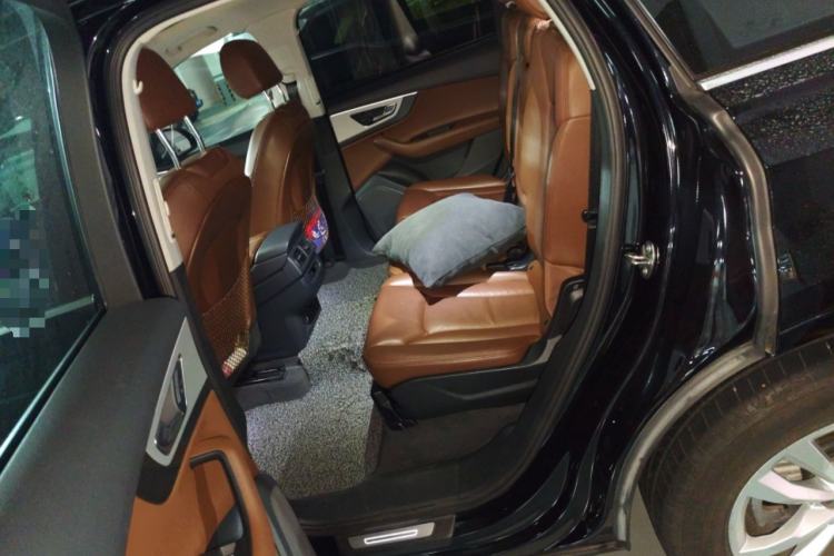 Used Audi Q7 2018 40 TFSI Comfort Model