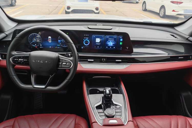 Used Chery Tiggo 7 PLUS 2023 1.6 TGDI DCT Luxury Model