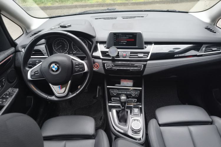 Used BMW 2 Series Gran Tourer 2015 218i Sports Design Package Center Console