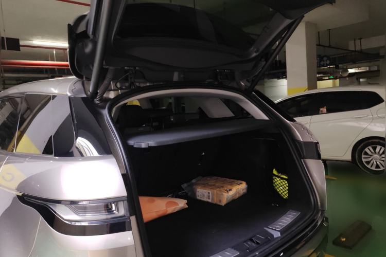 Used Land Rover Range Evoque 2021 Range Rover Velar 249 PS R-Dynamic S Performance Edition Trunk