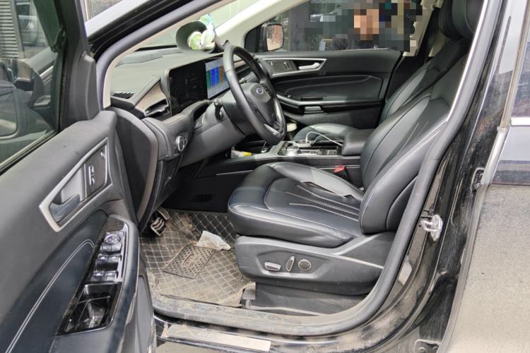 Used Ford Edge 2021 PLUS EcoBoost 245 Two-Wheel-Drive Titanium 7-Seater