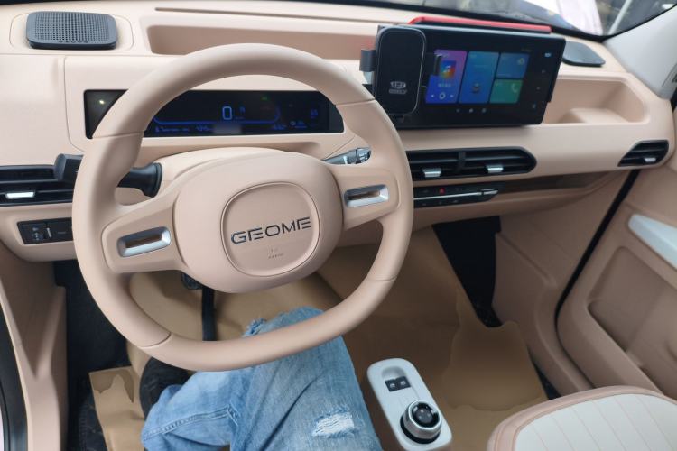 Used Geely Galaxy Panda 2024 Panda Mini 200km Endurance Bear