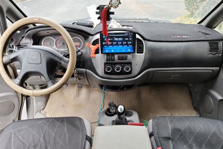 Used FORTHING Lingzhi 2013 M5 Q7 2.0L 7-Seater Long-Wheelbase Comfort Model