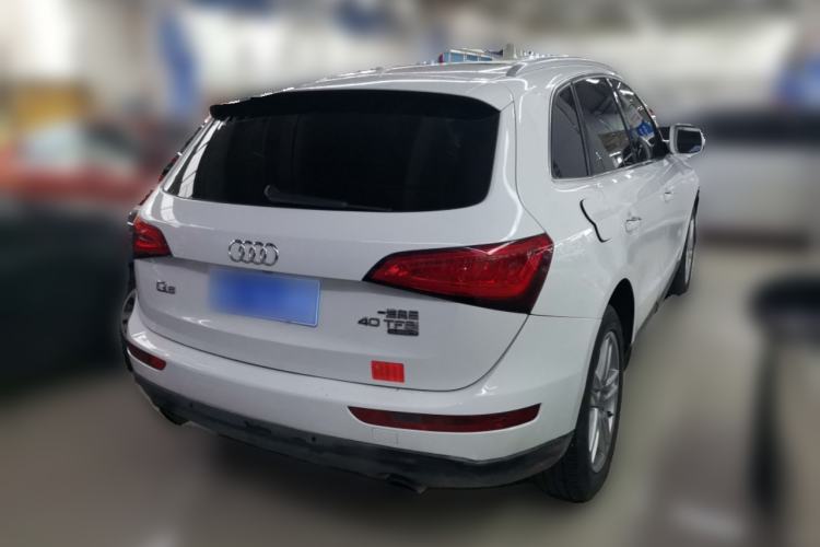 Used Audi Q5 2016 40 TFSI Comfort Model Rear Right 45 Deg