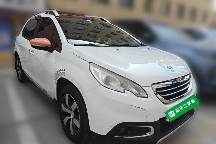 Used Peugeot 2008 2015 1.6THP Roland Garros Edition Front Right 45 Deg