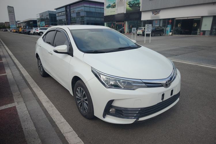 Used Toyota Corolla 2017 Revised Version 1.2T Manual GL Front Right 45 Deg