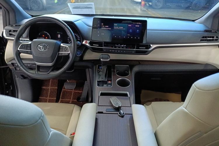 Used Toyota Granvia 2023 2.5L Hybrid Prestige PLUS Edition
