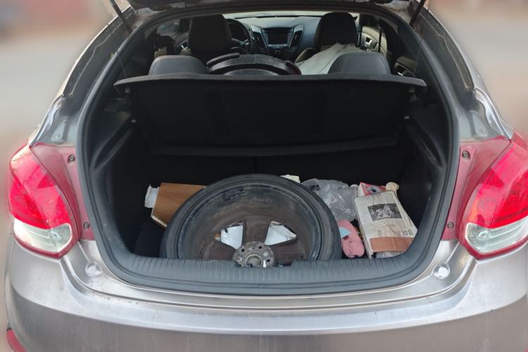 Used Hyundai Veloster 2012 1.6T Automatic Luxury Edition Trunk