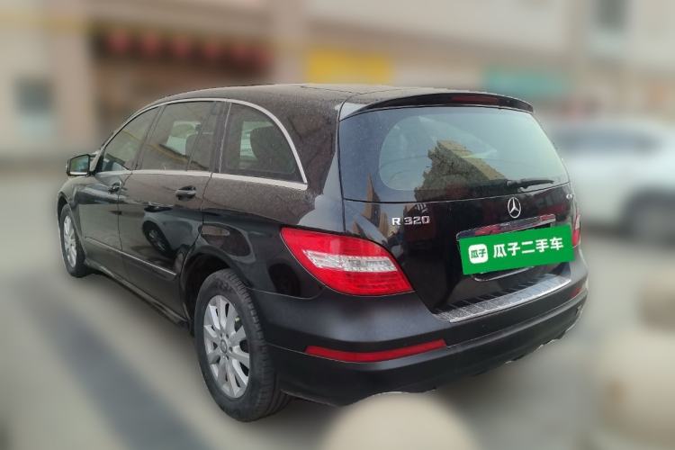 Used Mercedes-Benz R-Class 2014 R 320 4MATIC Business Model