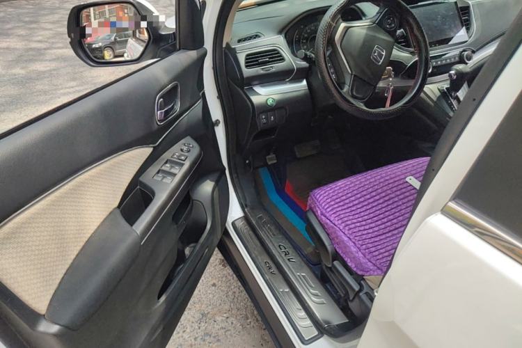 Used Honda CR-V 2016 2.0L Two-Wheel Drive Classic Edition Driver Seat