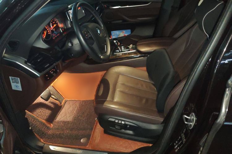 Used BMW X5 2015 xDrive28i
