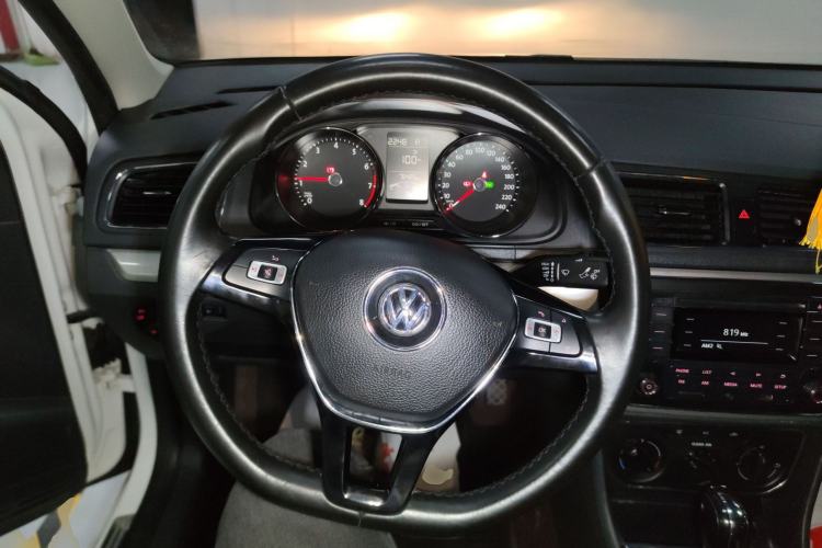 Used Volkswagen Lavida 2017 1.6L Automatic Comfort Edition