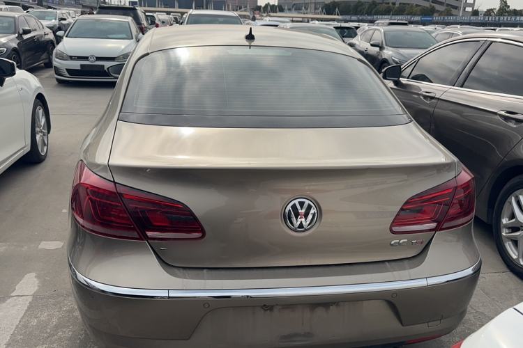 Used Volkswagen FAW-Volkswagen CC 2015 1.8TSI Prestige Model