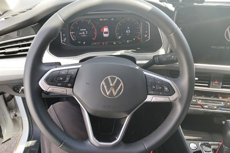 Used Volkswagen Bora 2023 280TSI DSG Prestige Edition
