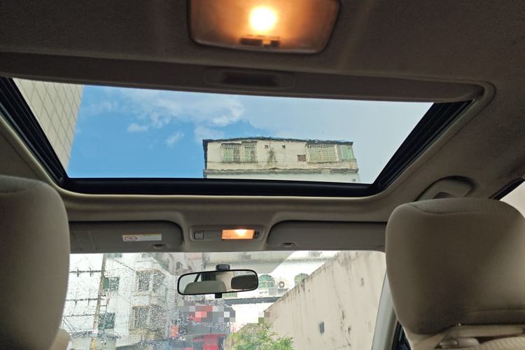 Used Toyota Vios 2011 1.6L GL-i Sunroof Version AT
