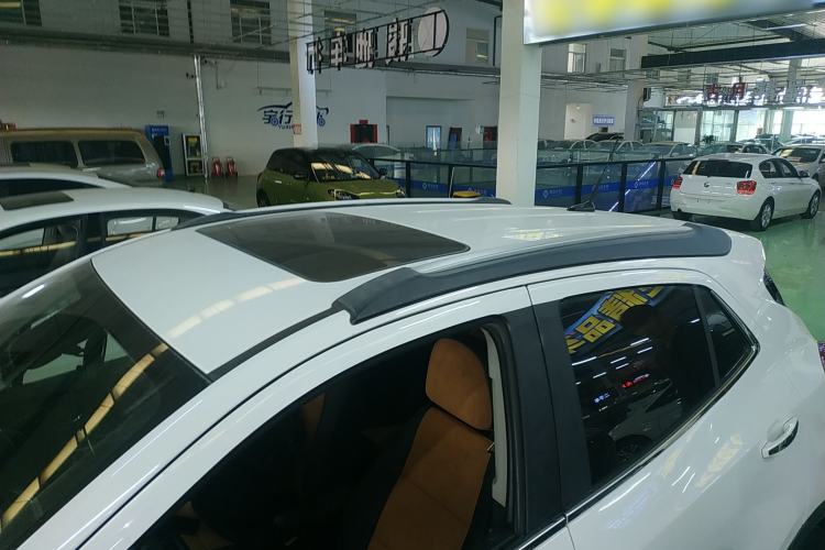 Used Buick Encore 2015 1.4T Automatic Two-Wheel Drive Urban Leading Model Roof