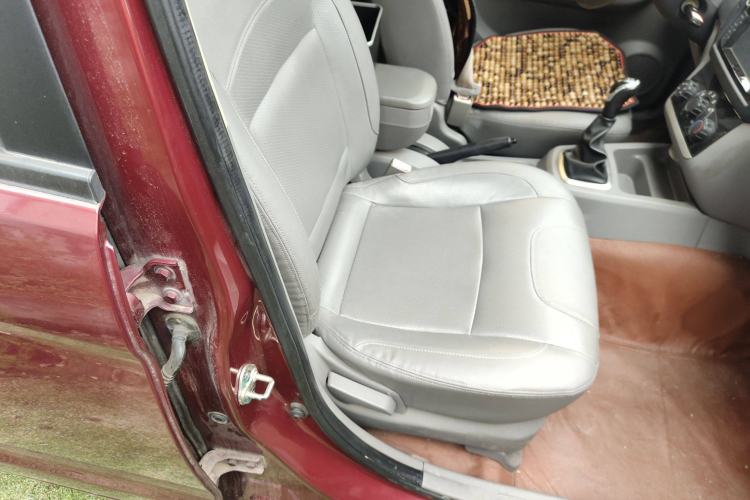 Used BAIC Weiwang M20 2014 1.5L Luxury Version BJ415B