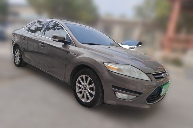 Used Ford Mondeo 2013 2.3L Fashion Edition Front Right 45 Deg