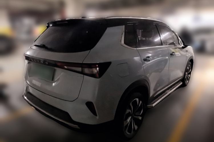 Used Wuling Asta 2022 2.0L DHT Electric-Speed Version