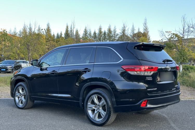 Used Toyota Highlander 2018 2.0T Four-Wheel Drive Prestige Version 7 Seats China V Emission Standard