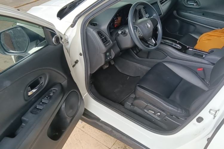 Used Honda Vezel 2019 1.5L CVT Luxury Model China VI