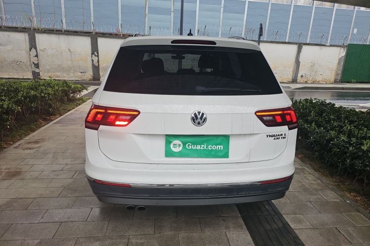 Used Volkswagen Tiguan L 2019 Revised 330TSI Automatic Two-Wheel Drive Smart & Luxury Edition China VI Standard Rear